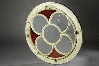 Fensterrosette der 1853 renovierten Synagoge in der Generalsgasse, Holz/Glas